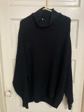Free People Women's Mock Neck Cable Knit Long Sleeve Sweater Over Sized Medium
